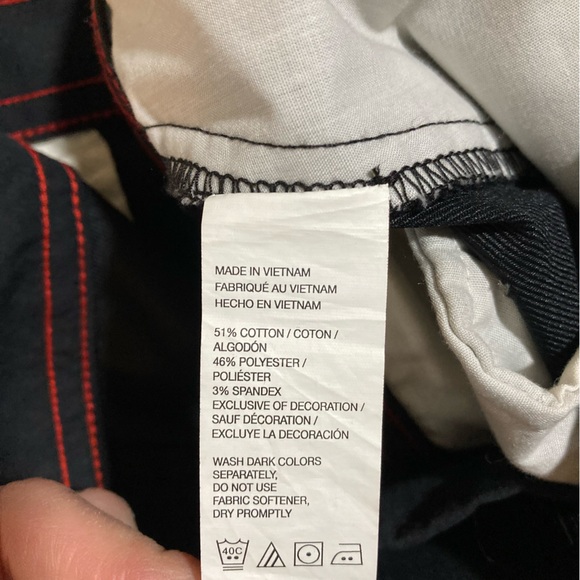 Izod Sport flexStretch Chino, Flat Front stretch Chino. Men's Size 34/30 - Picture 7 of 10